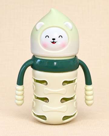 FISH Little Bear Hug 150ml BPA-Free Glass Feeding Bottle with Handles – Green