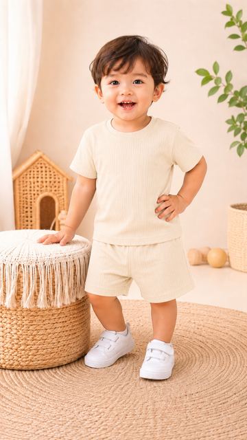 Round Neck - Shirt & Shorts - Cream